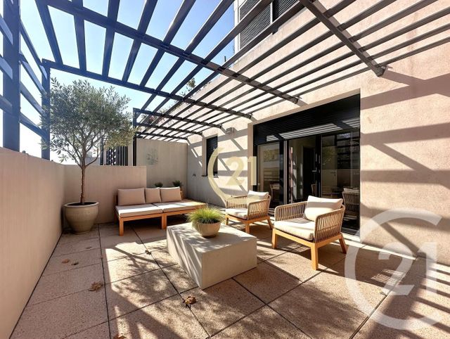 Appartement F2 à vendre ST JEAN DE VEDAS