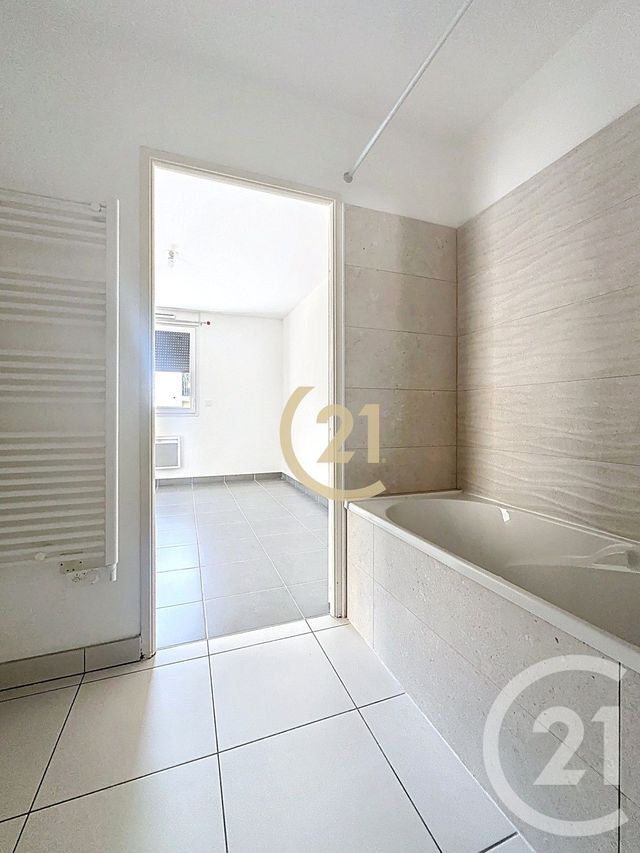 Appartement F2 à vendre - 2 pièces - 38.77 m2 - ST JEAN DE VEDAS - 34 - LANGUEDOC-ROUSSILLON - Century 21 Védas Immo