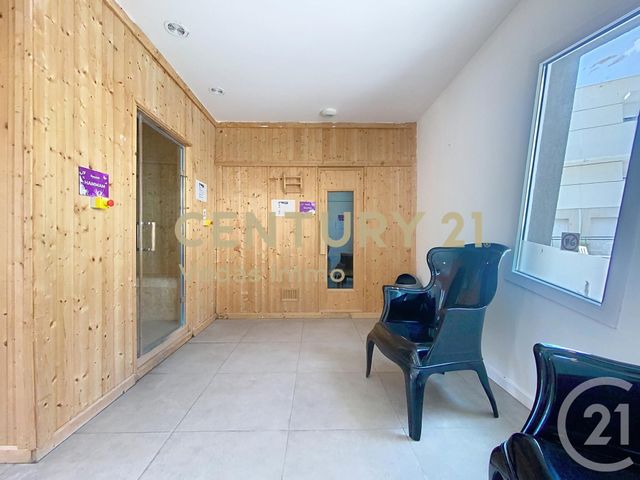 Afficher la photo en grand Appartement F2 à vendre - 2 pièces - 36.9 m2 - ST JEAN DE VEDAS - 34 - LANGUEDOC-ROUSSILLON - Century 21 Védas Immo