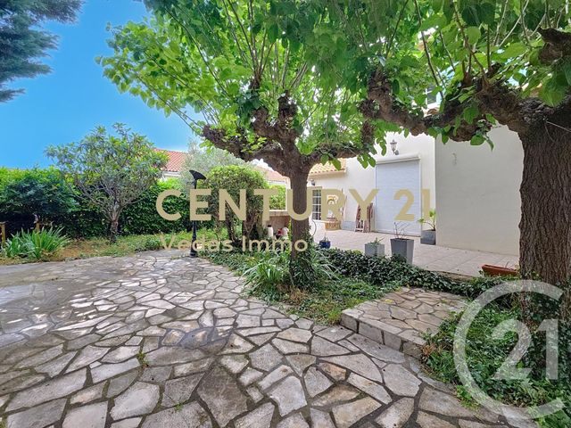 maison à vendre - 6 pièces - 134.16 m2 - GIGEAN - 34 - LANGUEDOC-ROUSSILLON - Century 21 Védas Immo