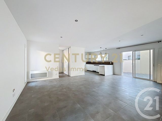 maison à louer - 4 pièces - 102.55 m2 - MONTBAZIN - 34 - LANGUEDOC-ROUSSILLON - Century 21 Védas Immo