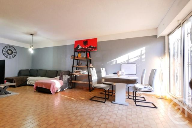 Appartement T5 à vendre - 5 pièces - 106.64 m2 - MONTPELLIER - 34 - LANGUEDOC-ROUSSILLON - Century 21 Védas Immo