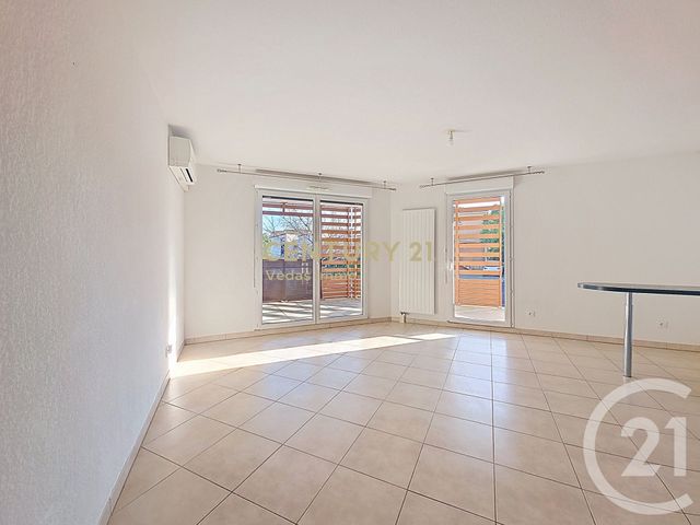 Afficher la photo en grand Appartement F3 à vendre - 3 pièces - 62.95 m2 - ST JEAN DE VEDAS - 34 - LANGUEDOC-ROUSSILLON - Century 21 Védas Immo