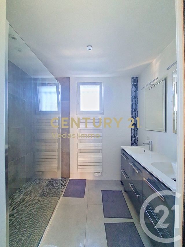 maison à vendre - 6 pièces - 132.0 m2 - PIGNAN - 34 - LANGUEDOC-ROUSSILLON - Century 21 Védas Immo