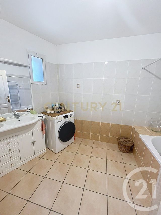 Afficher la photo en grand maison à vendre - 7 pièces - 158.85 m2 - LAVERUNE - 34 - LANGUEDOC-ROUSSILLON - Century 21 Védas Immo