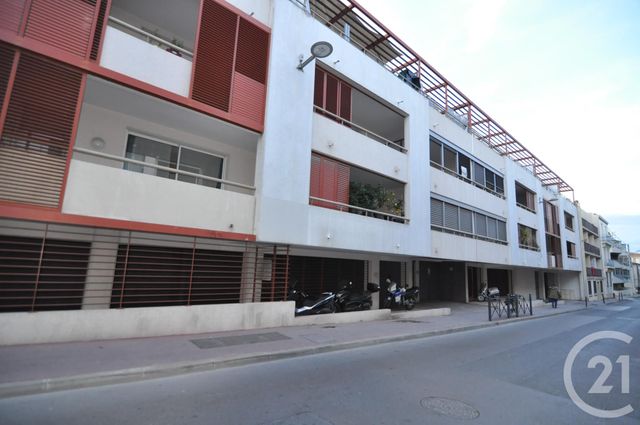 parking à louer - 12.0 m2 - MONTPELLIER - 34 - LANGUEDOC-ROUSSILLON - Century 21 Védas Immo