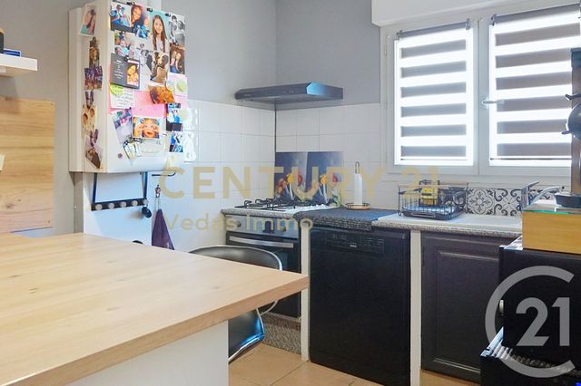 maison à louer - 4 pièces - 67.37 m2 - ST JEAN DE VEDAS - 34 - LANGUEDOC-ROUSSILLON - Century 21 Védas Immo