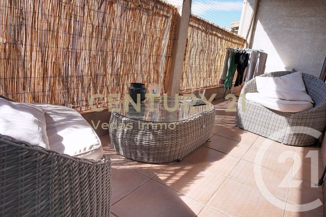 maison à louer - 4 pièces - 67.37 m2 - ST JEAN DE VEDAS - 34 - LANGUEDOC-ROUSSILLON - Century 21 Védas Immo