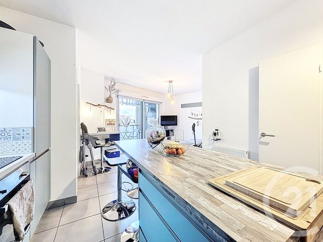 Appartement F2 à vendre - 2 pièces - 45.69 m2 - ST JEAN DE VEDAS - 34 - LANGUEDOC-ROUSSILLON - Century 21 Védas Immo