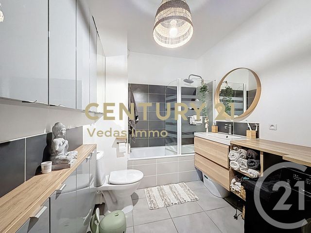 Appartement F2 à vendre - 2 pièces - 45.69 m2 - ST JEAN DE VEDAS - 34 - LANGUEDOC-ROUSSILLON - Century 21 Védas Immo