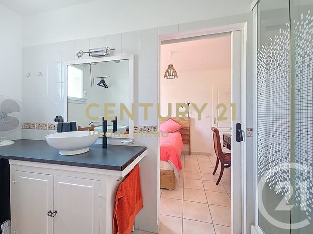 maison à vendre - 5 pièces - 115.91 m2 - SAUSSAN - 34 - LANGUEDOC-ROUSSILLON - Century 21 Védas Immo