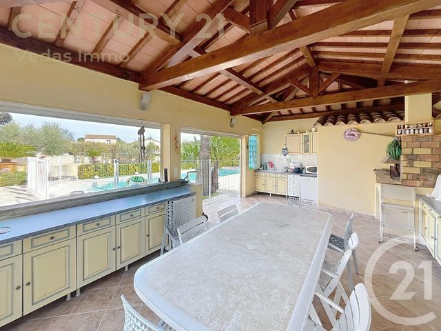 Afficher la photo en grand maison à vendre - 7 pièces - 192.36 m2 - PIGNAN - 34 - LANGUEDOC-ROUSSILLON - Century 21 Védas Immo