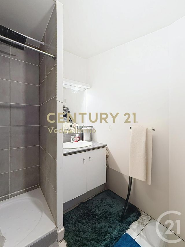 Appartement F1 à vendre - 1 pièce - 38.58 m2 - CASTELNAU LE LEZ - 34 - LANGUEDOC-ROUSSILLON - Century 21 Védas Immo