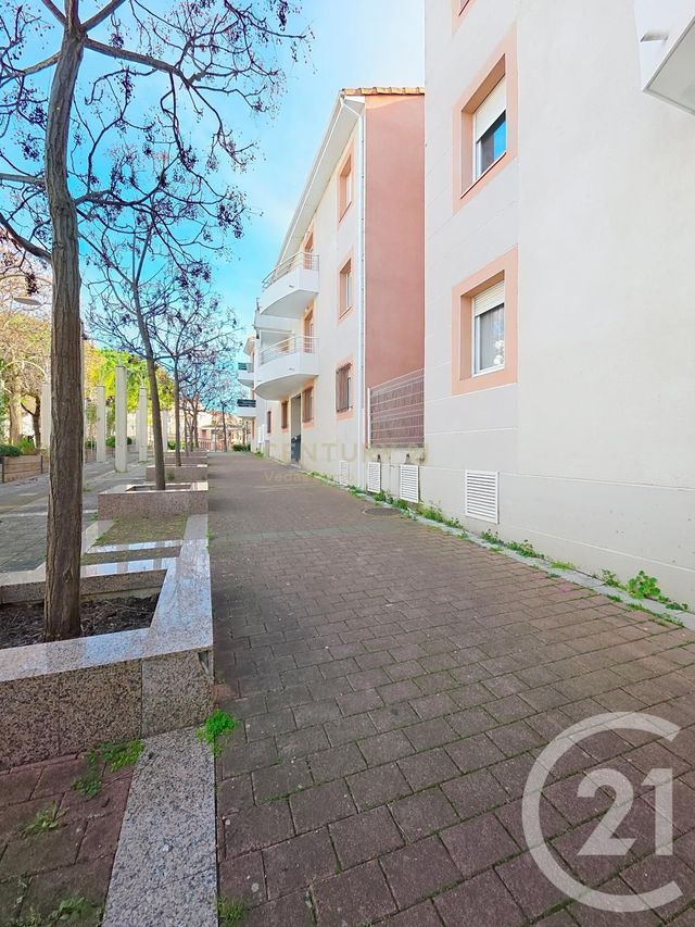 Afficher la photo en grand Appartement F3 à vendre - 3 pièces - 55.02 m2 - MONTPELLIER - 34 - LANGUEDOC-ROUSSILLON - Century 21 Védas Immo