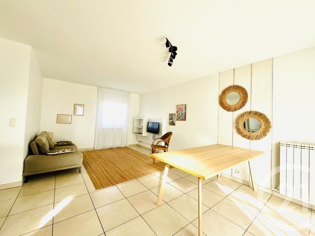 Appartement F3 à louer - 3 pièces - 61.67 m2 - VILLENEUVE LES MAGUELONE - 34 - LANGUEDOC-ROUSSILLON - Century 21 Védas Immo