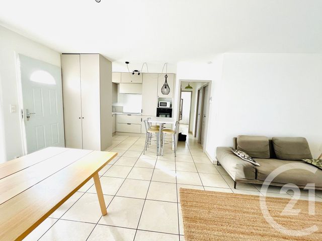 Appartement F3 à louer - 3 pièces - 61.67 m2 - VILLENEUVE LES MAGUELONE - 34 - LANGUEDOC-ROUSSILLON - Century 21 Védas Immo