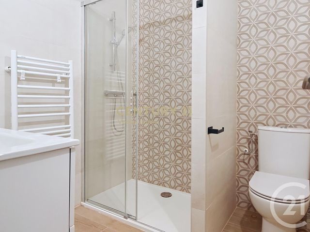 Appartement F2 bis à vendre - 2 pièces - 77.37 m2 - PIGNAN - 34 - LANGUEDOC-ROUSSILLON - Century 21 Védas Immo