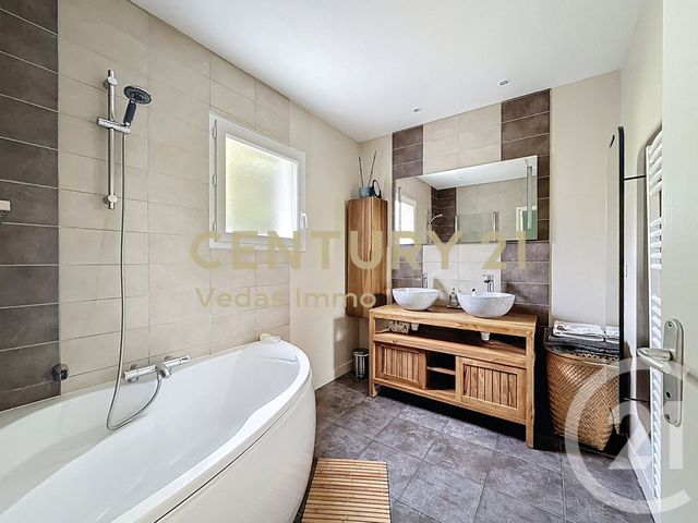 maison à vendre - 4 pièces - 88.0 m2 - VENDARGUES - 34 - LANGUEDOC-ROUSSILLON - Century 21 Védas Immo