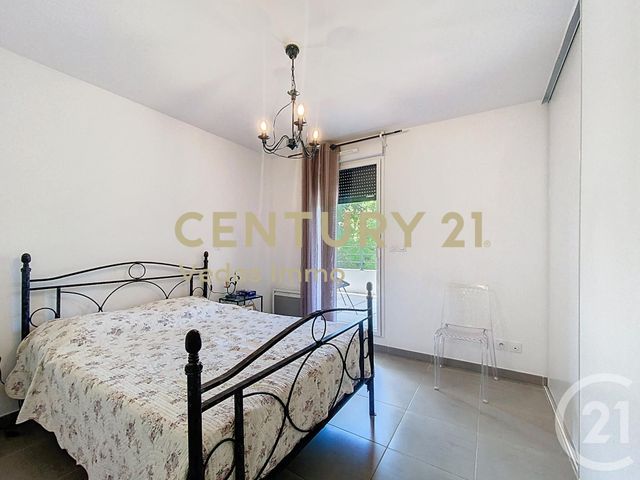 Appartement F4 à vendre - 4 pièces - 97.0 m2 - ST JEAN DE VEDAS - 34 - LANGUEDOC-ROUSSILLON - Century 21 Védas Immo