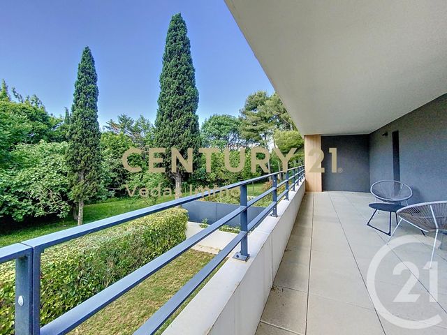 Appartement F4 à vendre - 4 pièces - 97.0 m2 - ST JEAN DE VEDAS - 34 - LANGUEDOC-ROUSSILLON - Century 21 Védas Immo