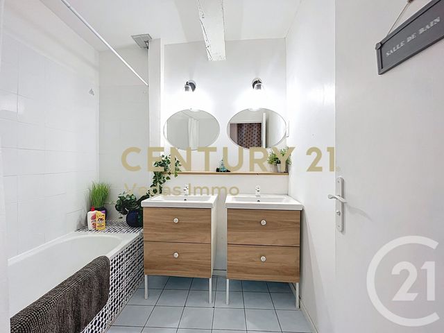 maison à vendre - 4 pièces - 79.04 m2 - ST JEAN DE VEDAS - 34 - LANGUEDOC-ROUSSILLON - Century 21 Védas Immo