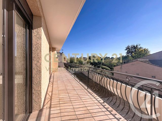 maison à louer - 4 pièces - 105.35 m2 - ST JEAN DE VEDAS - 34 - LANGUEDOC-ROUSSILLON - Century 21 Védas Immo