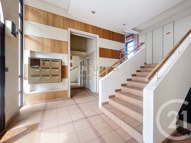 Appartement F1 bis à louer - 2 pièces - 31.77 m2 - MONTPELLIER - 34 - LANGUEDOC-ROUSSILLON - Century 21 Védas Immo