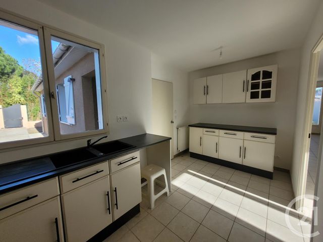 maison à louer - 5 pièces - 121.24 m2 - ST JEAN DE VEDAS - 34 - LANGUEDOC-ROUSSILLON - Century 21 Védas Immo