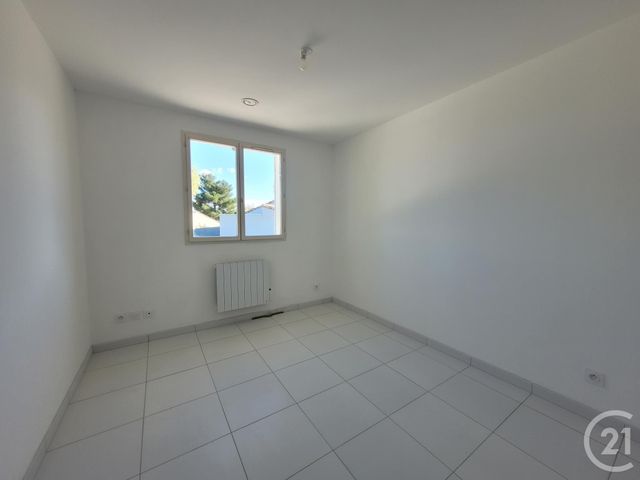 maison à louer - 5 pièces - 121.24 m2 - ST JEAN DE VEDAS - 34 - LANGUEDOC-ROUSSILLON - Century 21 Védas Immo