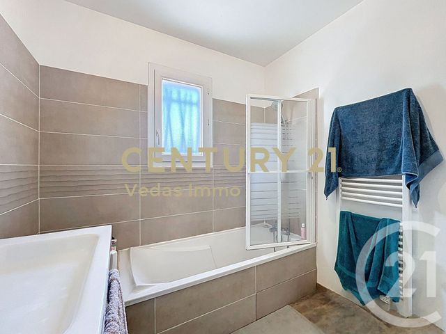 maison à vendre - 5 pièces - 106.0 m2 - ST JEAN DE VEDAS - 34 - LANGUEDOC-ROUSSILLON - Century 21 Védas Immo