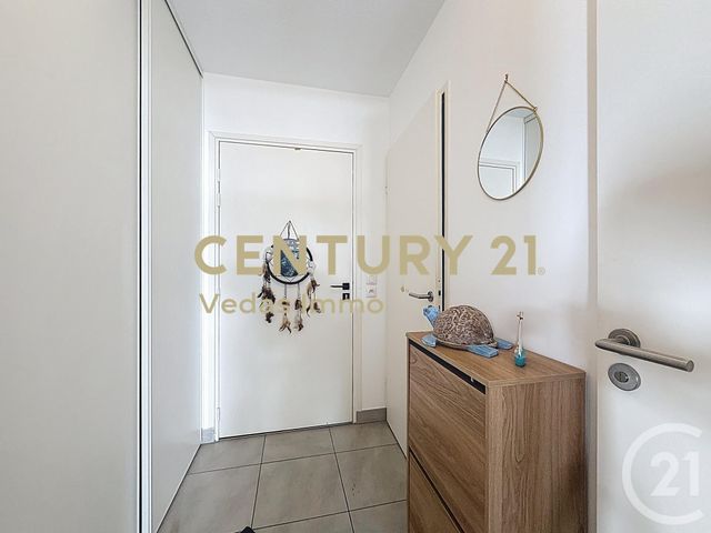 Appartement F3 à vendre - 3 pièces - 64.6 m2 - ST JEAN DE VEDAS - 34 - LANGUEDOC-ROUSSILLON - Century 21 Védas Immo