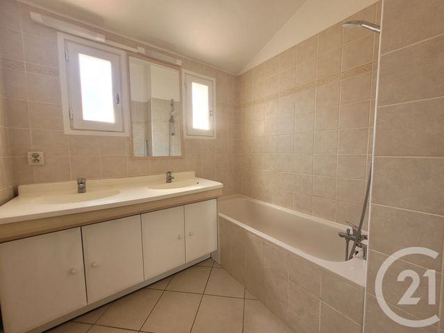 maison à louer - 5 pièces - 102.37 m2 - LATTES - 34 - LANGUEDOC-ROUSSILLON - Century 21 Védas Immo