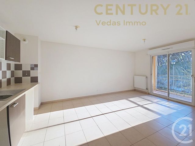 Appartement F2 à vendre - 2 pièces - 40.0 m2 - JUVIGNAC - 34 - LANGUEDOC-ROUSSILLON - Century 21 Védas Immo