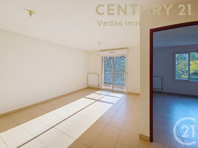 Appartement F2 à vendre - 2 pièces - 40.0 m2 - JUVIGNAC - 34 - LANGUEDOC-ROUSSILLON - Century 21 Védas Immo