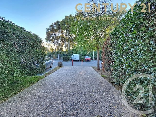 Appartement F2 à vendre - 2 pièces - 40.0 m2 - JUVIGNAC - 34 - LANGUEDOC-ROUSSILLON - Century 21 Védas Immo