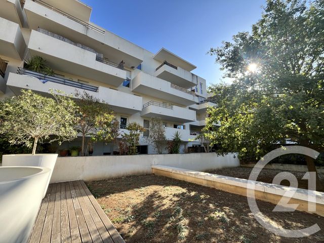 Afficher la photo en grand Appartement F3 à vendre - 3 pièces - 74.35 m2 - JUVIGNAC - 34 - LANGUEDOC-ROUSSILLON - Century 21 Védas Immo