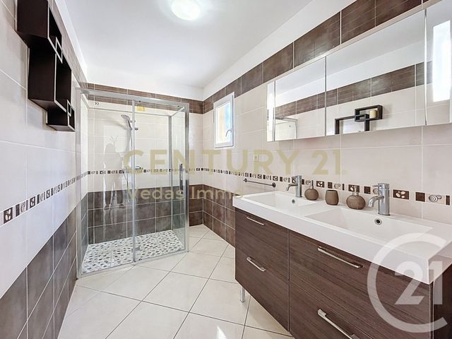 maison à louer - 6 pièces - 189.36 m2 - JUVIGNAC - 34 - LANGUEDOC-ROUSSILLON - Century 21 Védas Immo