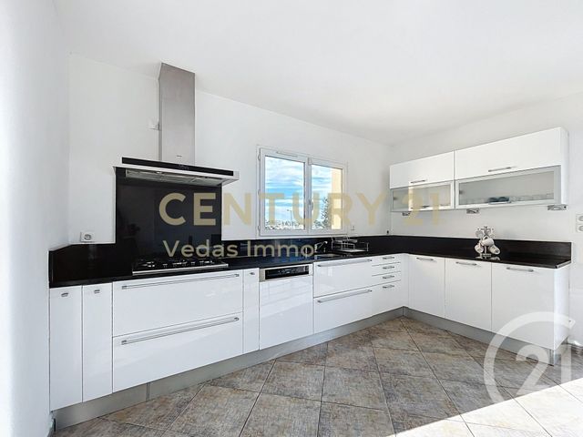 maison à louer - 6 pièces - 189.36 m2 - JUVIGNAC - 34 - LANGUEDOC-ROUSSILLON - Century 21 Védas Immo