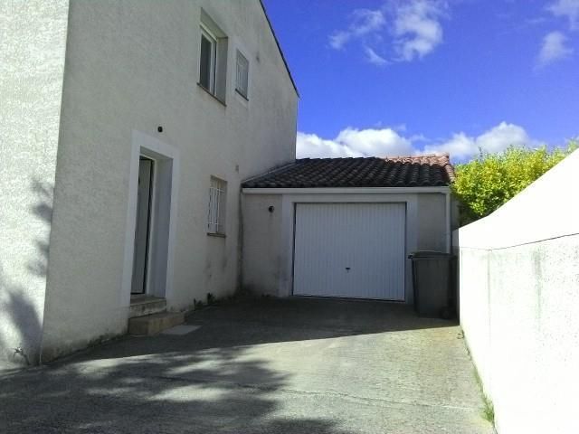 maison à louer - 6 pièces - 132.65 m2 - LAVERUNE - 34 - LANGUEDOC-ROUSSILLON - Century 21 Védas Immo