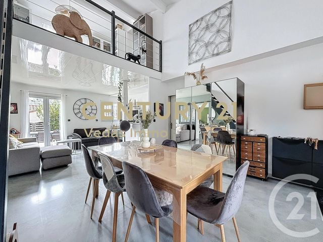 maison à vendre - 7 pièces - 140.0 m2 - LAVERUNE - 34 - LANGUEDOC-ROUSSILLON - Century 21 Védas Immo