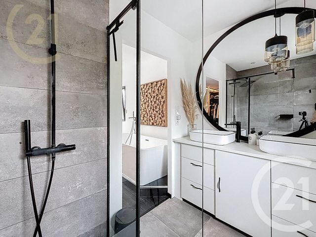 maison à vendre - 5 pièces - 160.0 m2 - JUVIGNAC - 34 - LANGUEDOC-ROUSSILLON - Century 21 Védas Immo