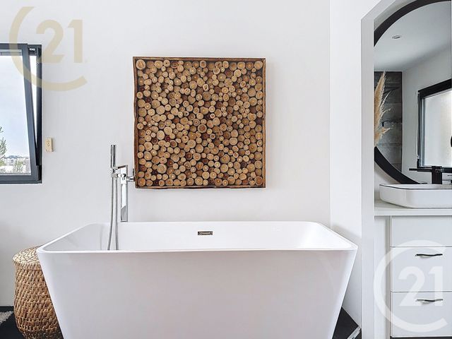 maison à vendre - 5 pièces - 160.0 m2 - JUVIGNAC - 34 - LANGUEDOC-ROUSSILLON - Century 21 Védas Immo