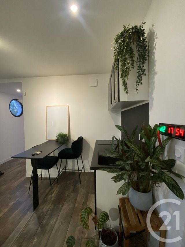 maison à vendre - 5 pièces - 160.0 m2 - JUVIGNAC - 34 - LANGUEDOC-ROUSSILLON - Century 21 Védas Immo