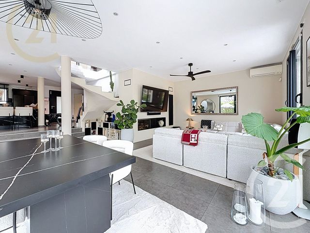 maison à vendre - 5 pièces - 160.0 m2 - JUVIGNAC - 34 - LANGUEDOC-ROUSSILLON - Century 21 Védas Immo