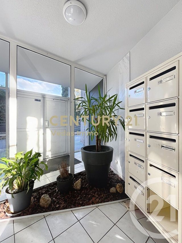 Appartement T2 à vendre - 2 pièces - 37.9 m2 - MONTPELLIER - 34 - LANGUEDOC-ROUSSILLON - Century 21 Védas Immo