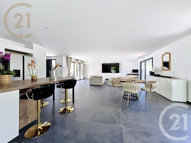 maison à vendre - 6 pièces - 193.07 m2 - FABREGUES - 34 - LANGUEDOC-ROUSSILLON - Century 21 Védas Immo