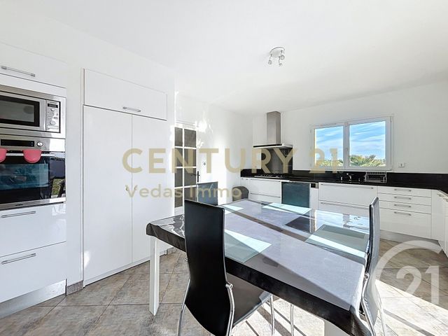 maison à vendre - 6 pièces - 189.36 m2 - JUVIGNAC - 34 - LANGUEDOC-ROUSSILLON - Century 21 Védas Immo