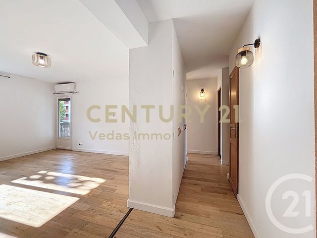Appartement F3 à louer - 3 pièces - 74.41 m2 - MONTPELLIER - 34 - LANGUEDOC-ROUSSILLON - Century 21 Védas Immo