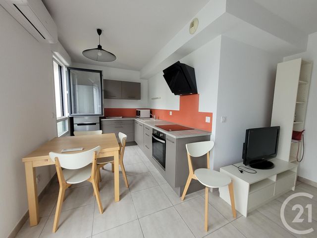 Appartement F2 à louer - 2 pièces - 39.9 m2 - ST JEAN DE VEDAS - 34 - LANGUEDOC-ROUSSILLON - Century 21 Védas Immo