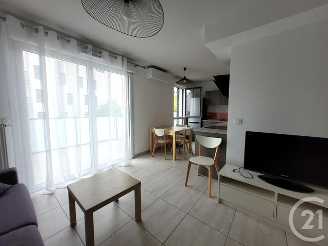 Appartement F2 à louer - 2 pièces - 39.9 m2 - ST JEAN DE VEDAS - 34 - LANGUEDOC-ROUSSILLON - Century 21 Védas Immo